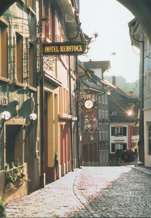 ホテル Brutsches Rebstock ラウフェンブルク エクステリア 写真